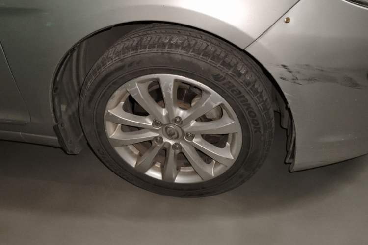 Used Great Wall C50 2012 1.5T Manual Fashion Edition Right Front Wheel Hub
