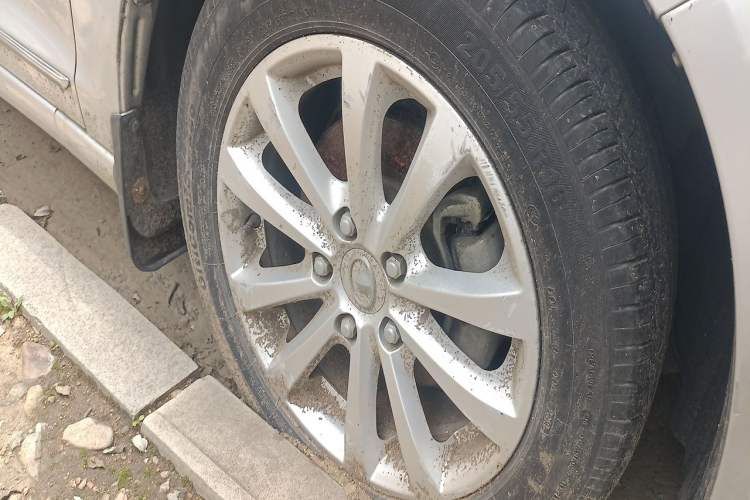 Used Great Wall C50 2012 1.5T Manual Fashion Edition Right Front Wheel Hub