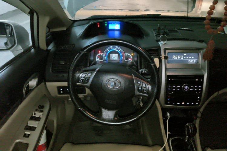 Used Great Wall C50 2012 1.5T Manual Elite Version Steering Wheel