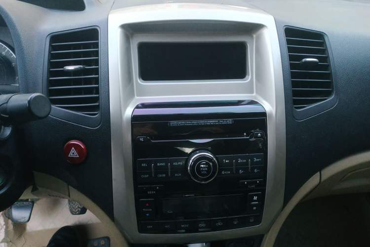 Used Great Wall C50 2012 1.5T Manual Fashion Edition Audio And AC Panel