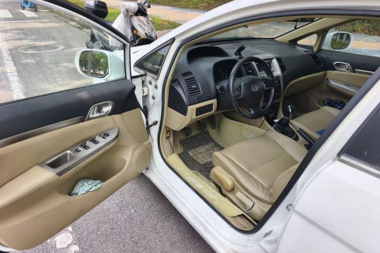 Used Great Wall C50 2012 1.5T Manual Fashion Edition Driver Seat