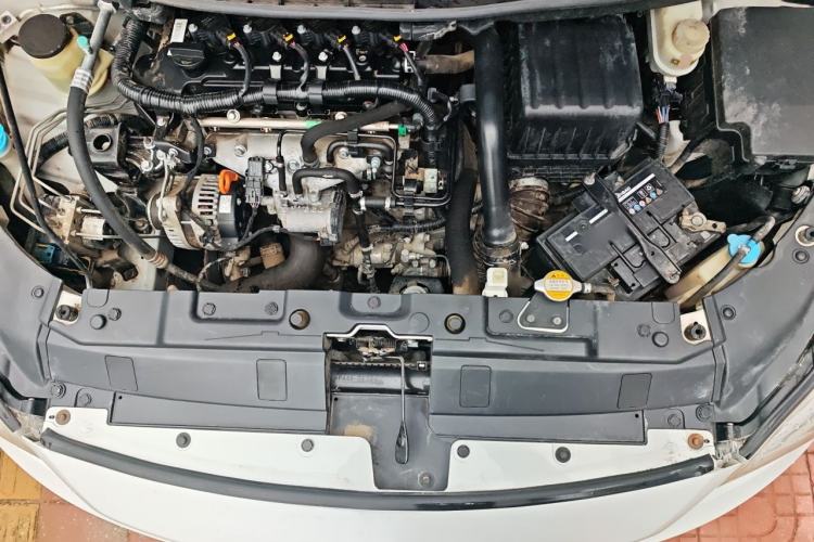 Used Great Wall C50 2012 1.5T Manual Fashion Edition Engine Bay