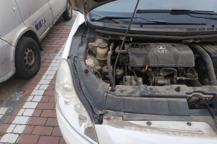 Used Great Wall C50 2012 1.5T Manual Fashion Edition Engine Bay Right