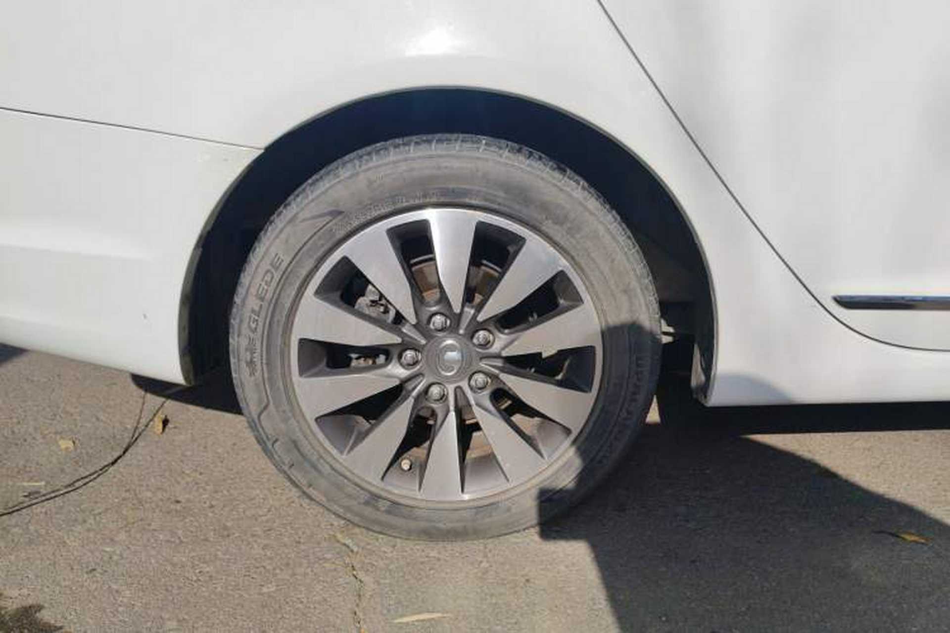 Used Great Wall C50 2012 1.5T Manual Elite Version Exterior 8
