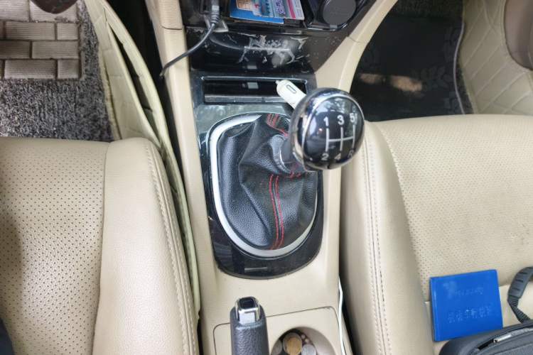Used Great Wall C50 2012 1.5T Manual Fashion Edition Gear Lever