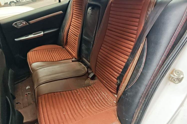 Used Great Wall C50 2012 1.5T Manual Fashion Edition Left Rear Seat