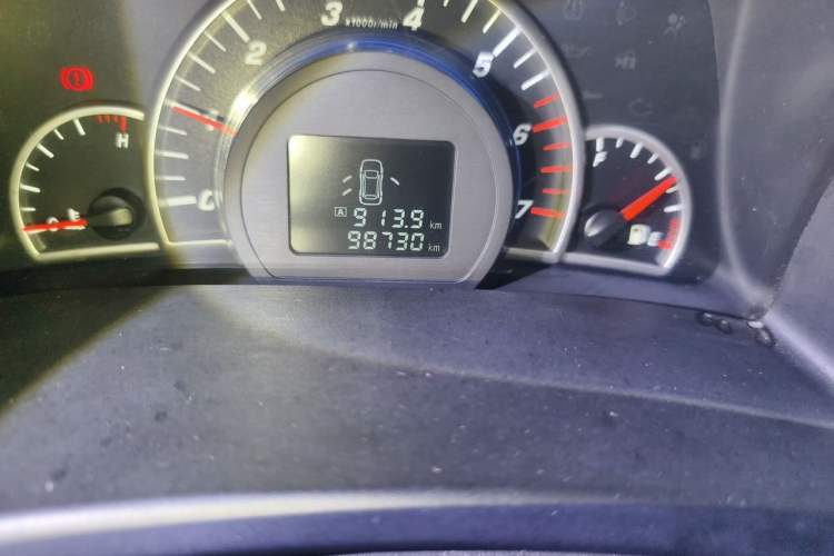 Used Great Wall C50 2012 1.5T Manual Luxury Version Odometer Close Up