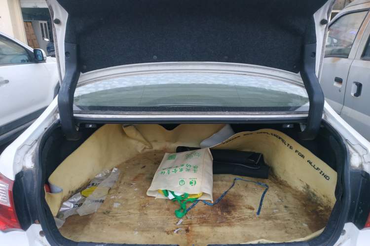 Used Great Wall C50 2012 1.5T Manual Fashion Edition Trunk