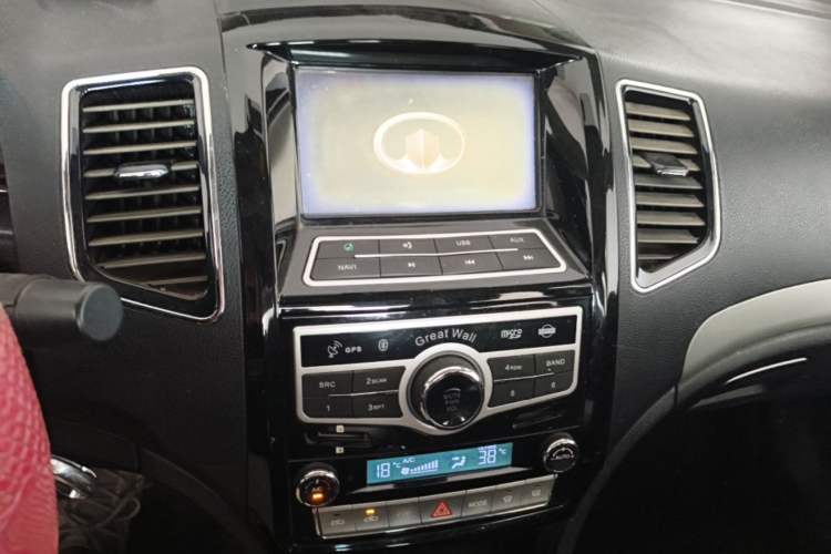 Used Great Wall C50 2013 1.5T Manual Elite Edition Audio And AC Panel