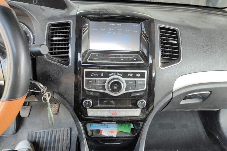 Used Great Wall C50 2013 1.5T Manual Elite Edition Audio And AC Panel