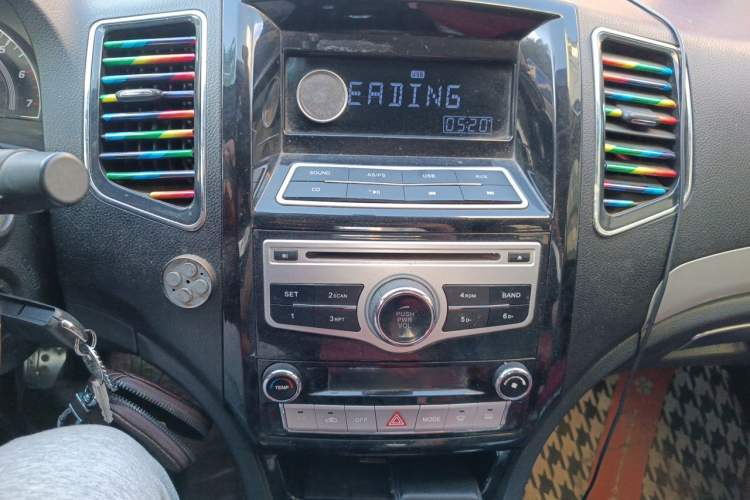 Used Great Wall C50 2013 1.5T Manual Fashion Edition Audio And AC Panel