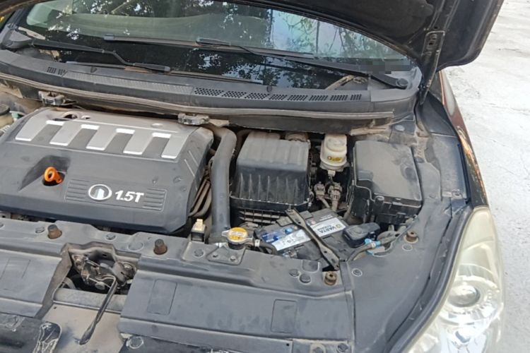 Used Great Wall C50 2013 1.5T Manual Elite Edition Engine Bay Left