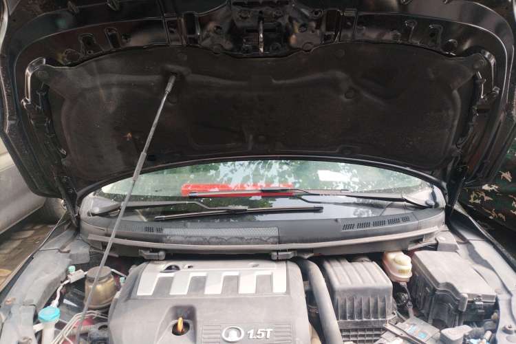 Used Great Wall C50 2013 1.5T Manual Elite Edition Engine Bay