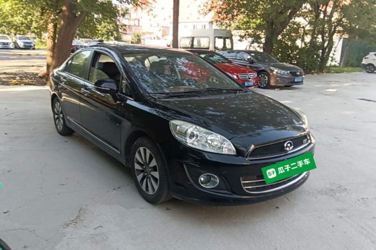 Used Great Wall C50 2013 1.5T Manual Elite Edition Front Right 45 Deg