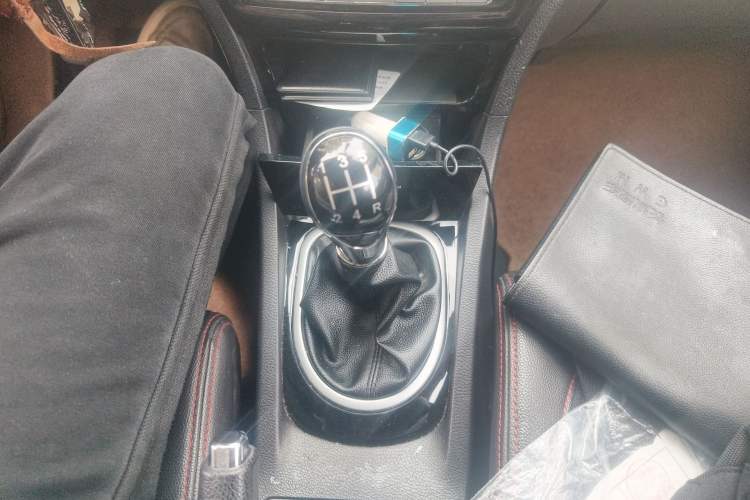 Used Great Wall C50 2013 1.5T Manual Elite Edition Gear Lever