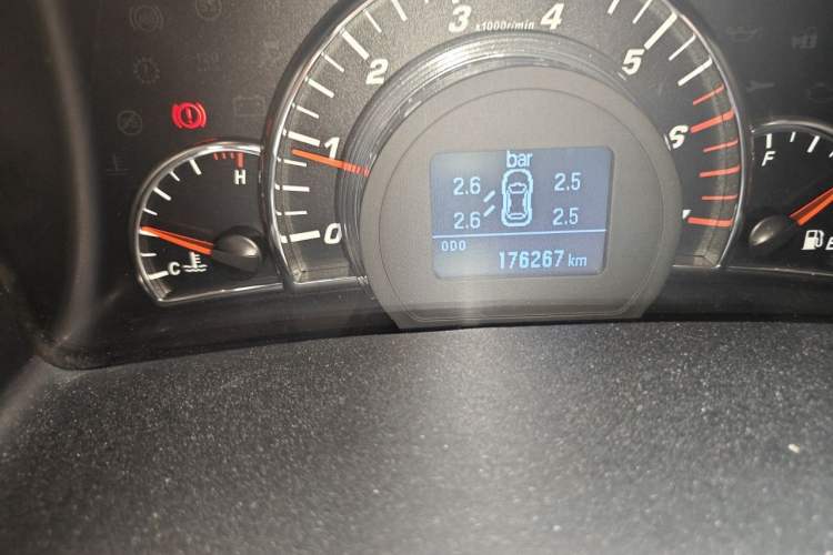 Used Great Wall C50 2013 1.5T Manual Elite Edition Odometer Close Up