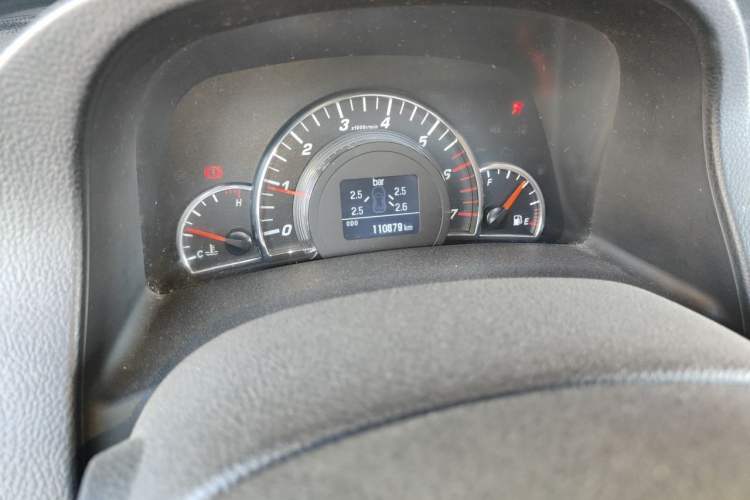 Used Great Wall C50 2013 1.5T Manual Elite Edition Odometer Close Up