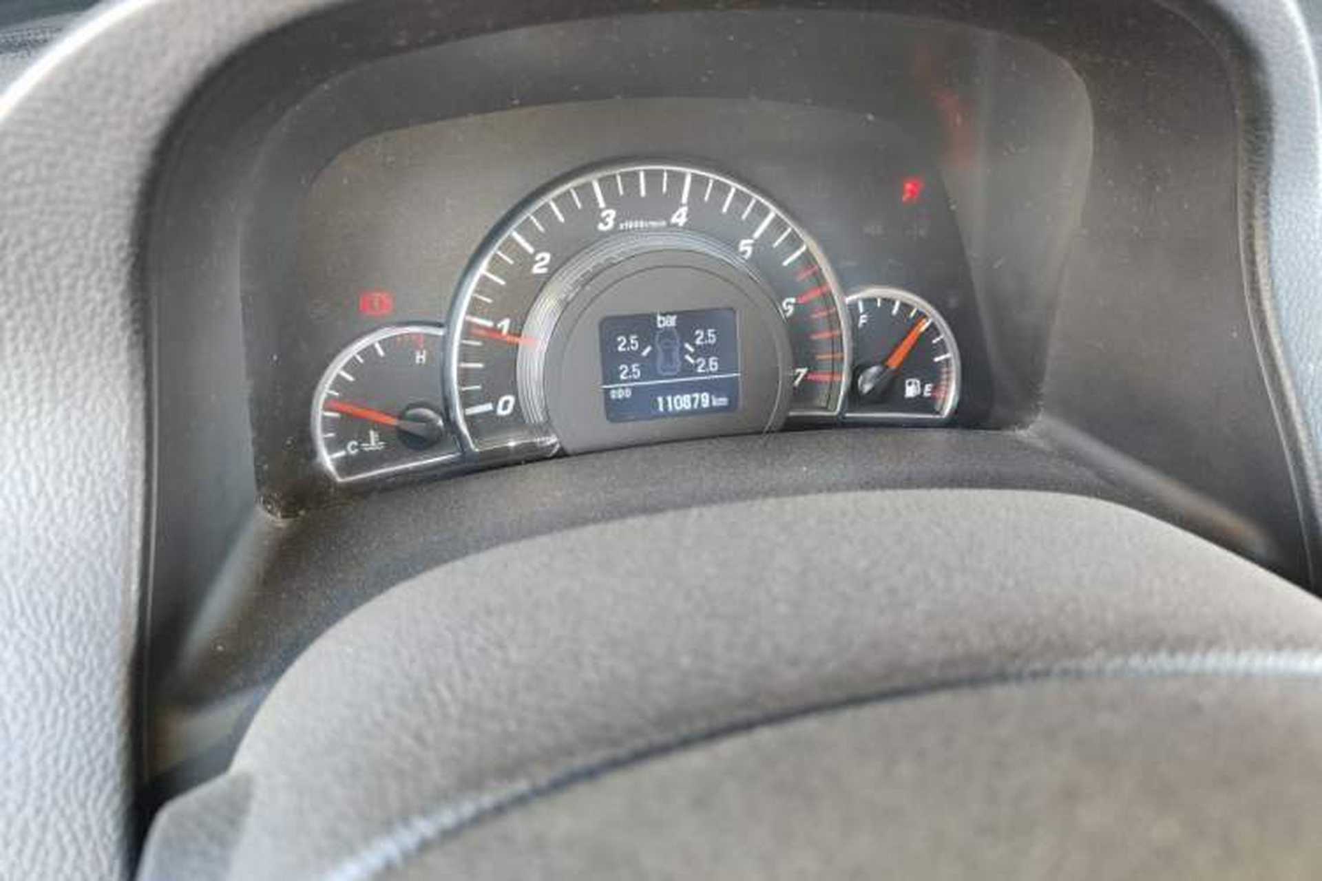 Used Great Wall C50 2013 1.5T Manual Elite Edition Odometer Close Up