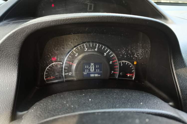 Used Great Wall C50 2013 1.5T Manual Elite Edition Odometer Close Up