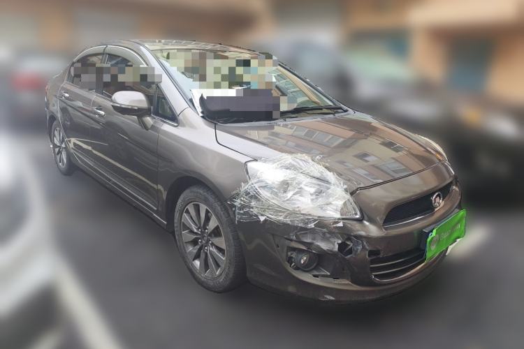 Used Great Wall C50 2013 1.5T Manual Fashion Edition Front Right 45 Deg