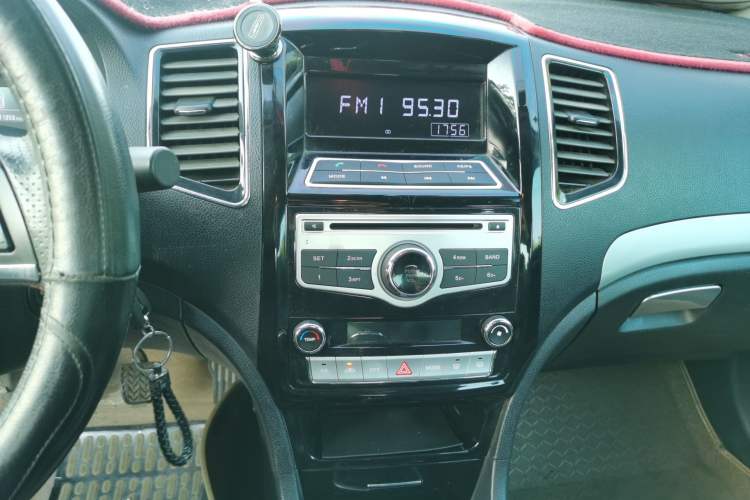 Used Great Wall C50 2013 1.5T Manual Fashion Edition Audio And AC Panel