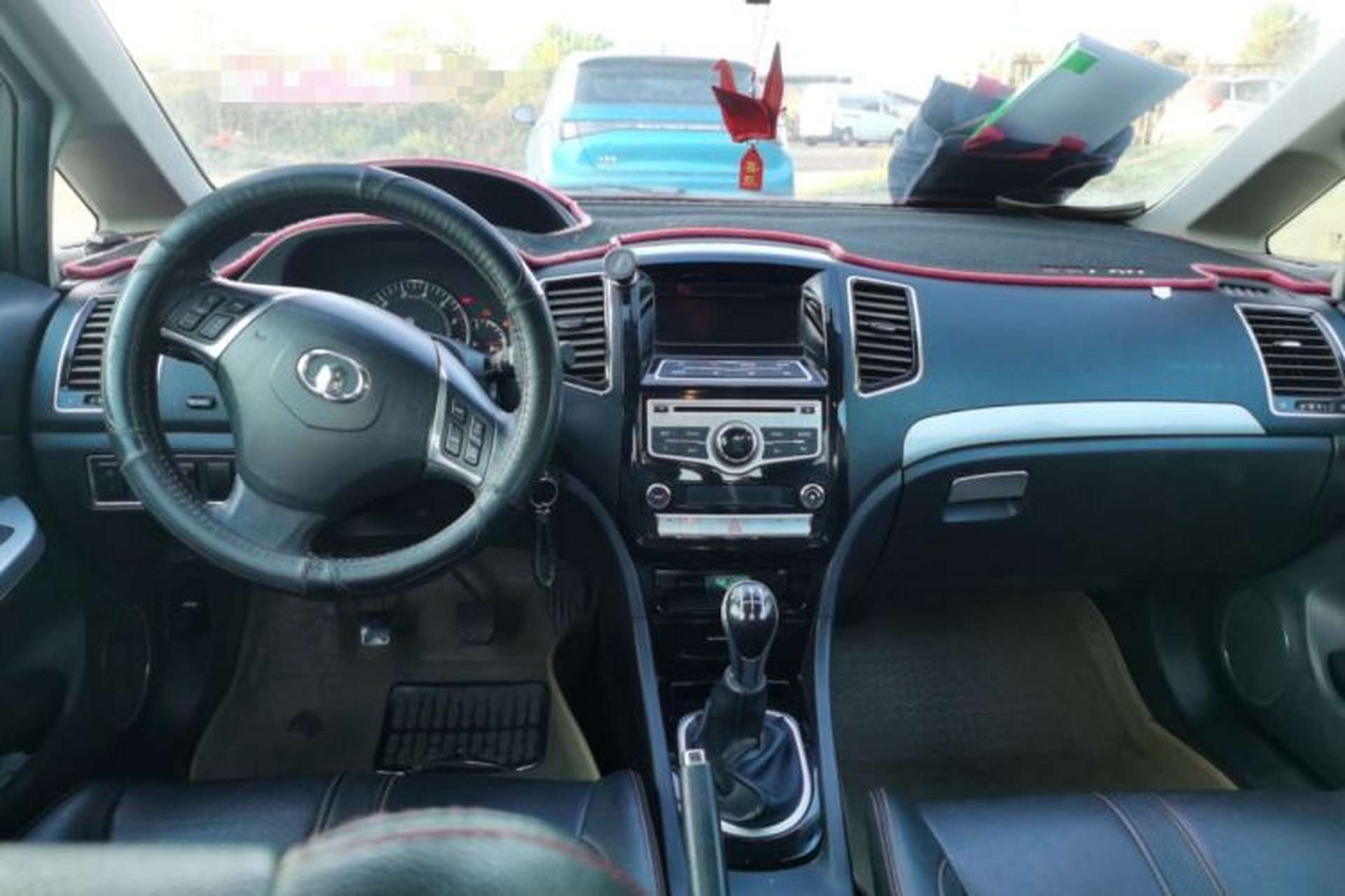 Used Great Wall C50 2013 1.5T Manual Fashion Edition Center Console