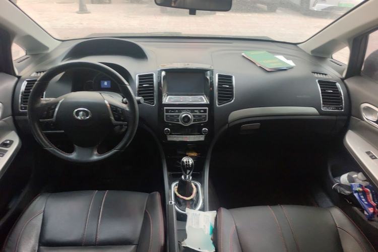 Used Great Wall C50 2013 1.5T Manual Luxury Model Center Console