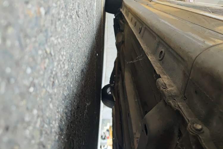 Used Great Wall C50 2013 1.5T Manual Elite Edition Chassis Front Right