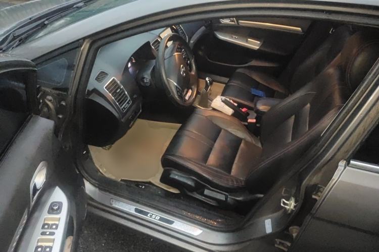 Used Great Wall C50 2013 1.5T Manual Elite Edition Driver Seat