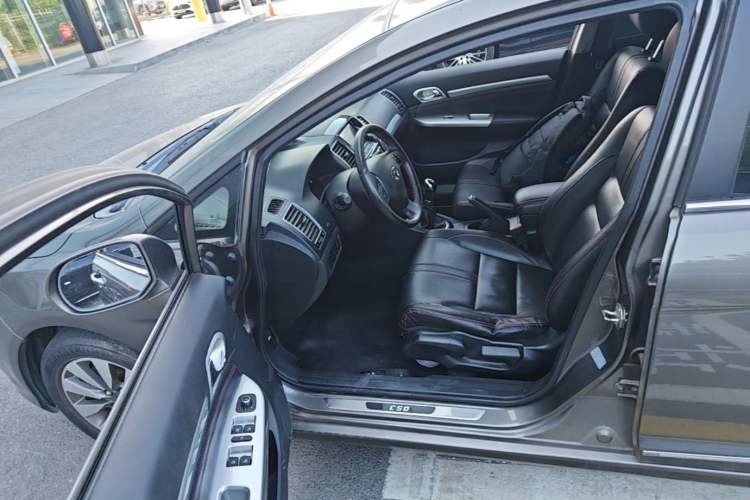 Used Great Wall C50 2013 1.5T Manual Elite Edition Driver Seat