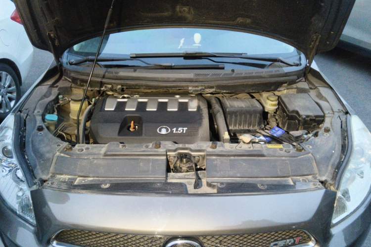 Used Great Wall C50 2013 1.5T Manual Fashion Edition Engine Bay