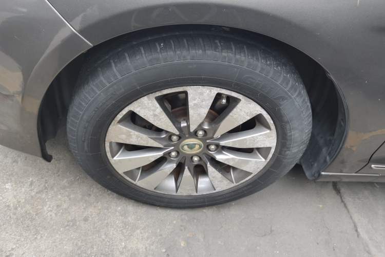 Used Great Wall C50 2013 1.5T Manual Elite Edition Exterior 4