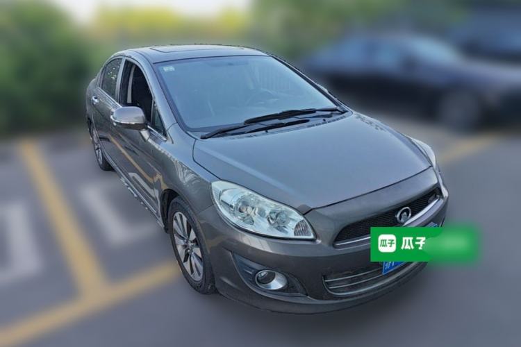 Used Great Wall C50 2013 1.5T Manual Elite Edition Front Right 45 Deg
