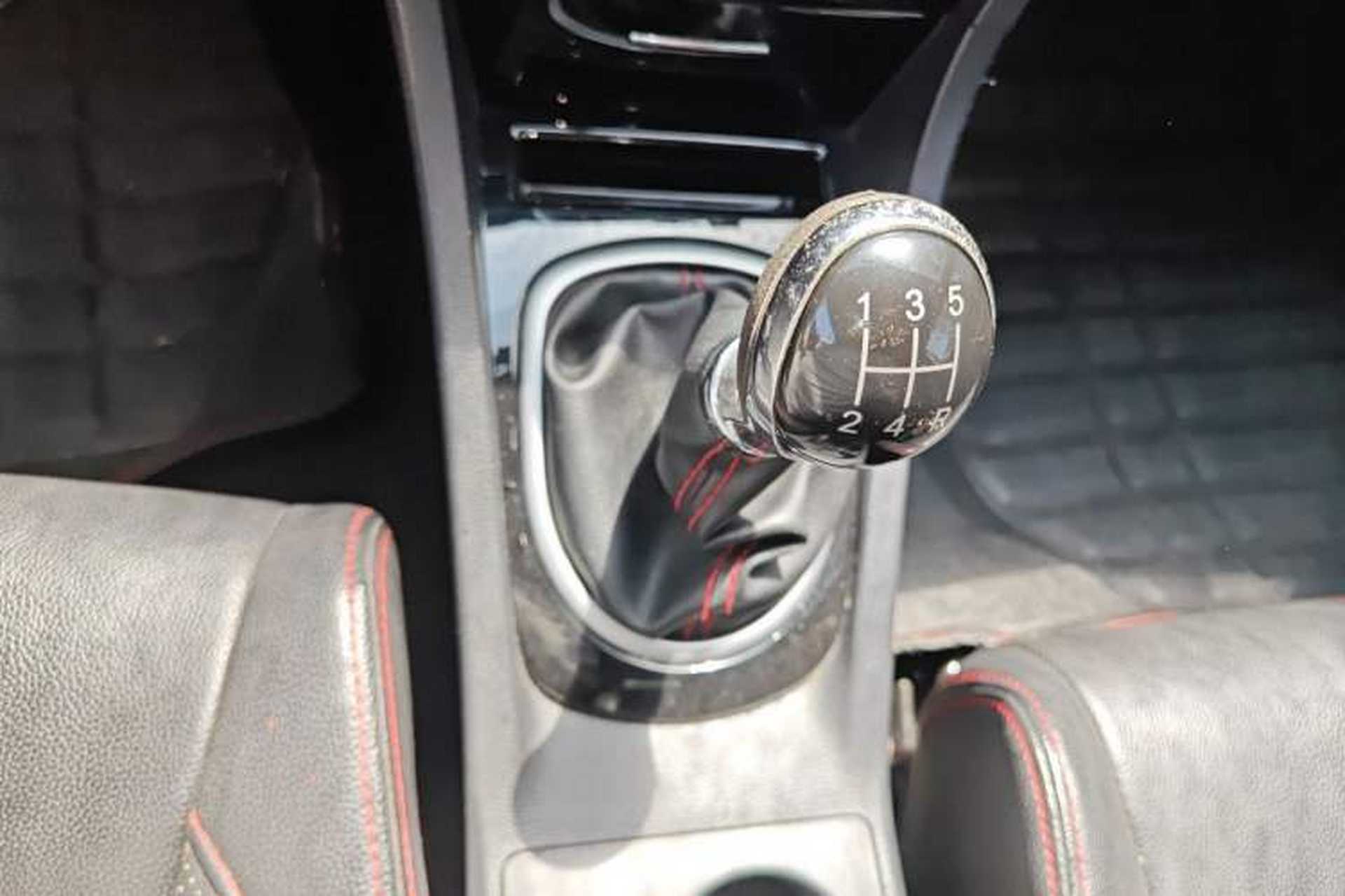 Used Great Wall C50 2013 1.5T Manual Elite Edition Gear Lever