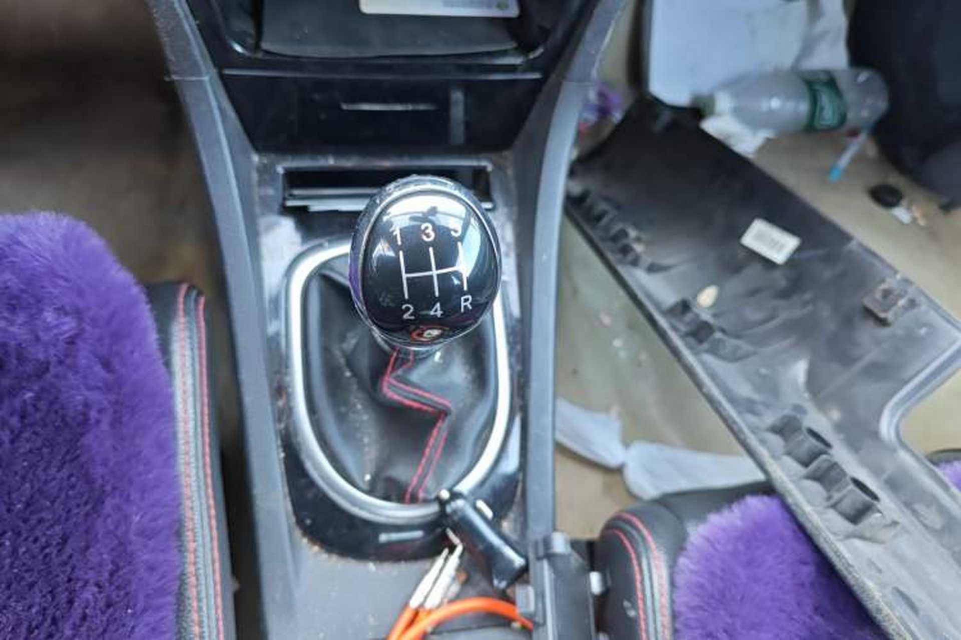 Used Great Wall C50 2013 1.5T Manual Elite Edition Gear Lever