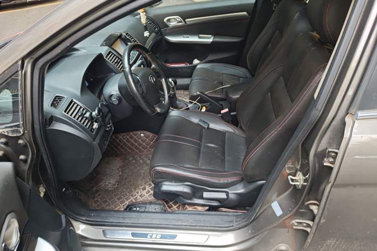 Used Great Wall C50 2013 1.5T Manual Elite Edition Left Front Seat