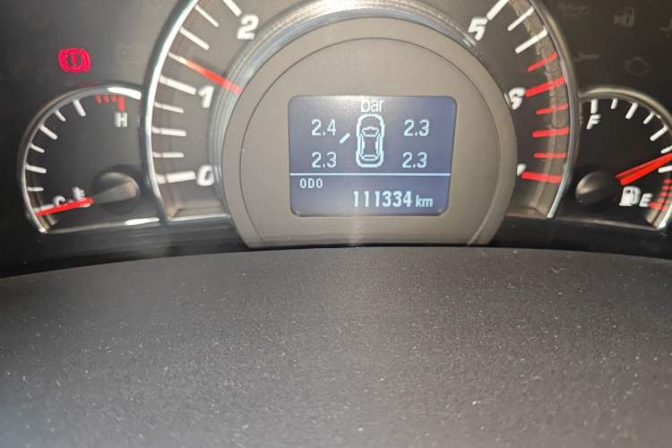 Used Great Wall C50 2013 1.5T Manual Elite Edition Odometer Close Up