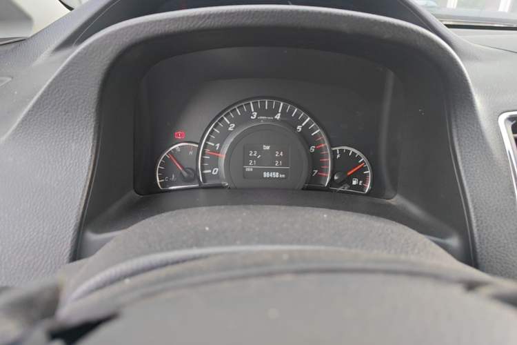 Used Great Wall C50 2013 1.5T Manual Elite Edition Odometer Close Up