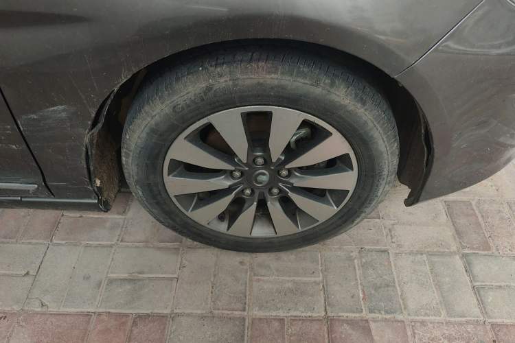 Used Great Wall C50 2013 1.5T Manual Luxury Model Right Front Wheel Hub