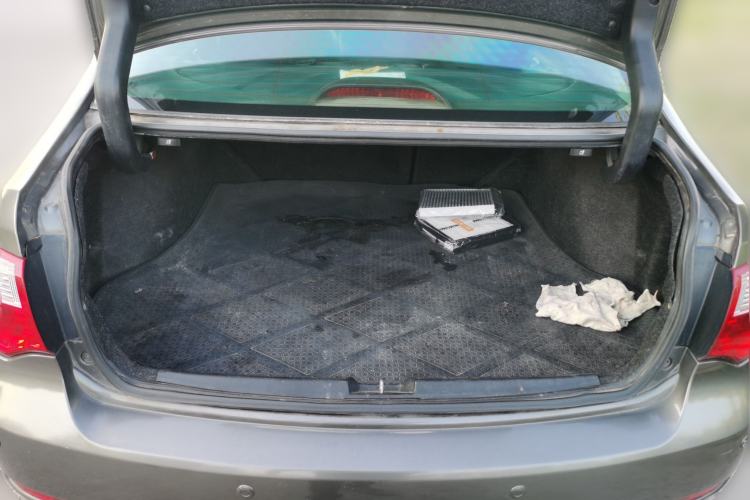 Used Great Wall C50 2013 1.5T Manual Fashion Edition Trunk
