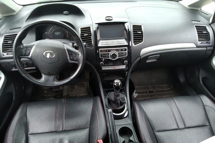 Used Great Wall C50 2013 1.5T Manual Elite Edition Center Console