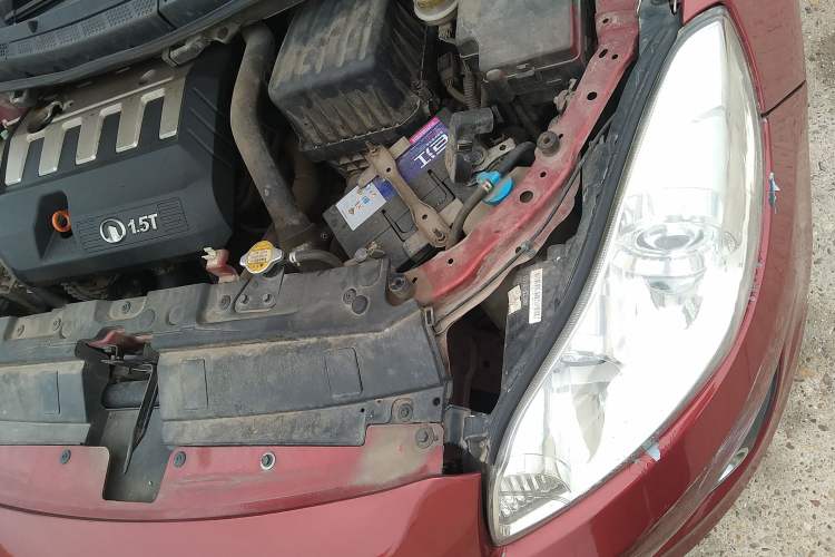 Used Great Wall C50 2013 1.5T Manual Elite Edition Engine Bay Left