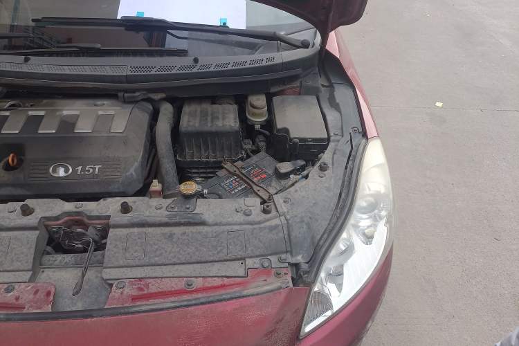 Used Great Wall C50 2013 1.5T Manual Elite Edition Engine Bay Left