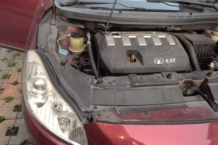 Used Great Wall C50 2013 1.5T Manual Fashion Edition Engine Bay Right