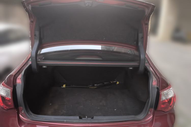 Used Great Wall C50 2013 1.5T Manual Fashion Edition Trunk