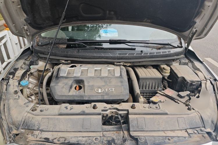Used Great Wall C50 2013 1.5T Manual Elite Edition Engine Bay