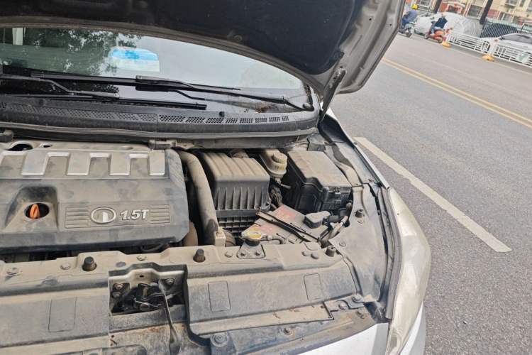 Used Great Wall C50 2013 1.5T Manual Elite Edition Engine Bay Left