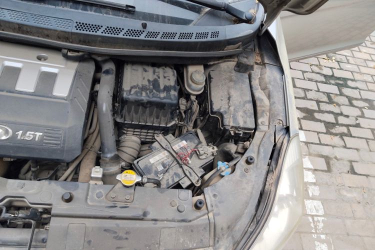 Used Great Wall C50 2013 1.5T Manual Elite Edition Engine Bay Left