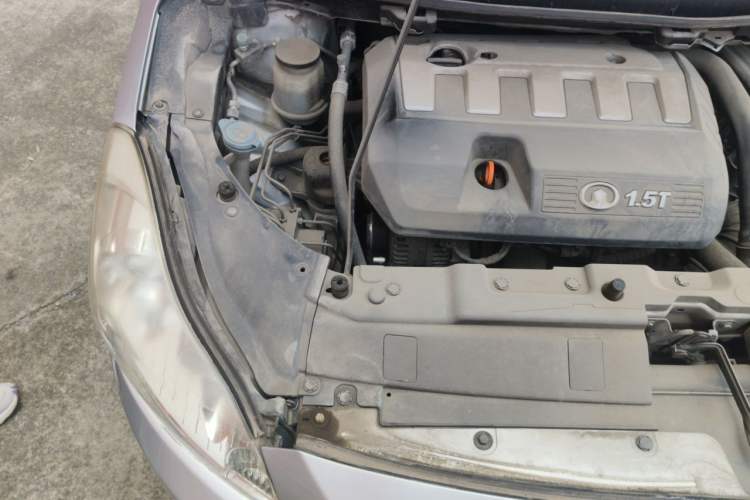 Used Great Wall C50 2013 1.5T Manual Fashion Edition Engine Bay Right