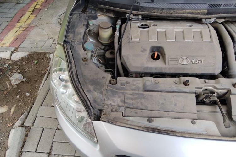 Used Great Wall C50 2013 1.5T Manual Elite Edition Engine Bay Right